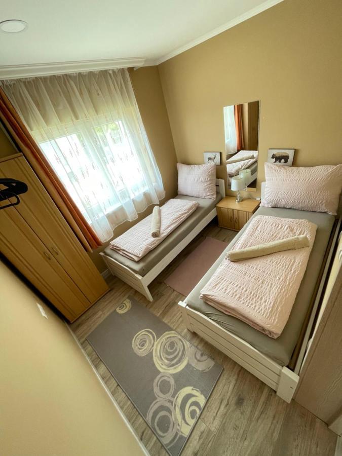 Lilla Apartman Balatonkeresztúr 외부 사진